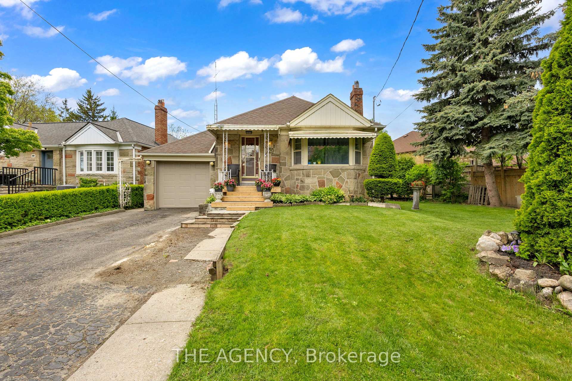 Photo 1 of 229 Ridley Boulevard, Toronto, Bedford Park-Nortown — HOMEH