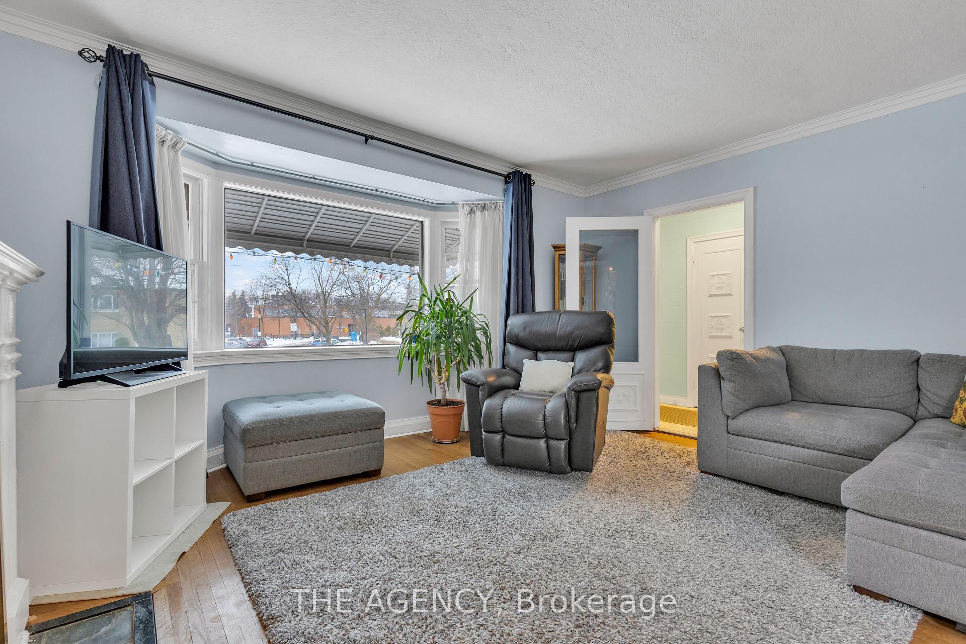 Photo 23 of 229 Ridley Boulevard, Toronto, Bedford Park-Nortown — HOMEH