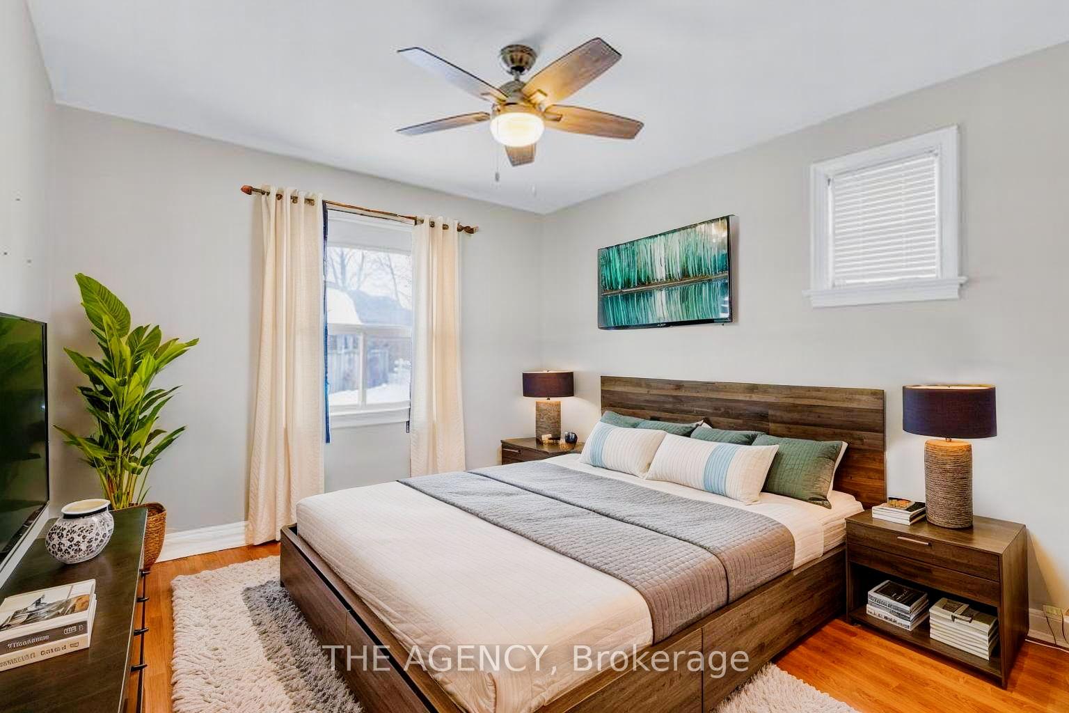 Photo 4 of 229 Ridley Boulevard, Toronto, Bedford Park-Nortown — HOMEH