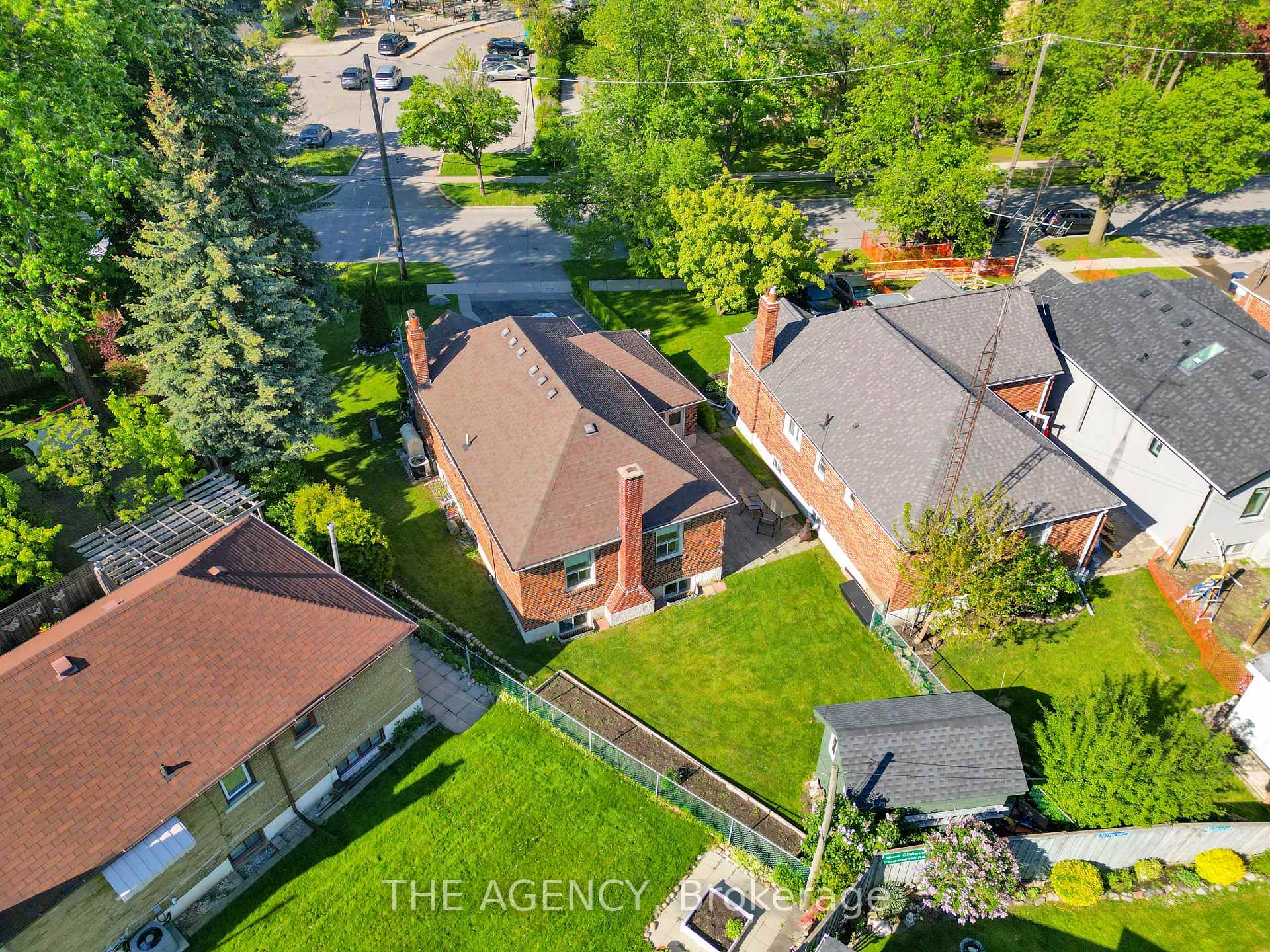 Photo 22 of 229 Ridley Boulevard, Toronto, Bedford Park-Nortown — HOMEH