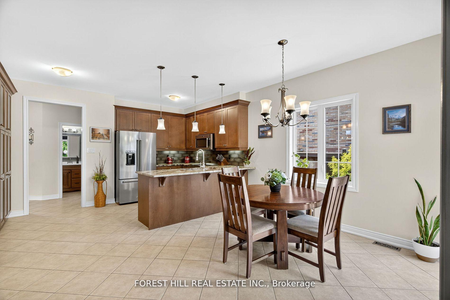 Photo 8 of 24 Vesna Court, Clarington, Bowmanville — HOMEH