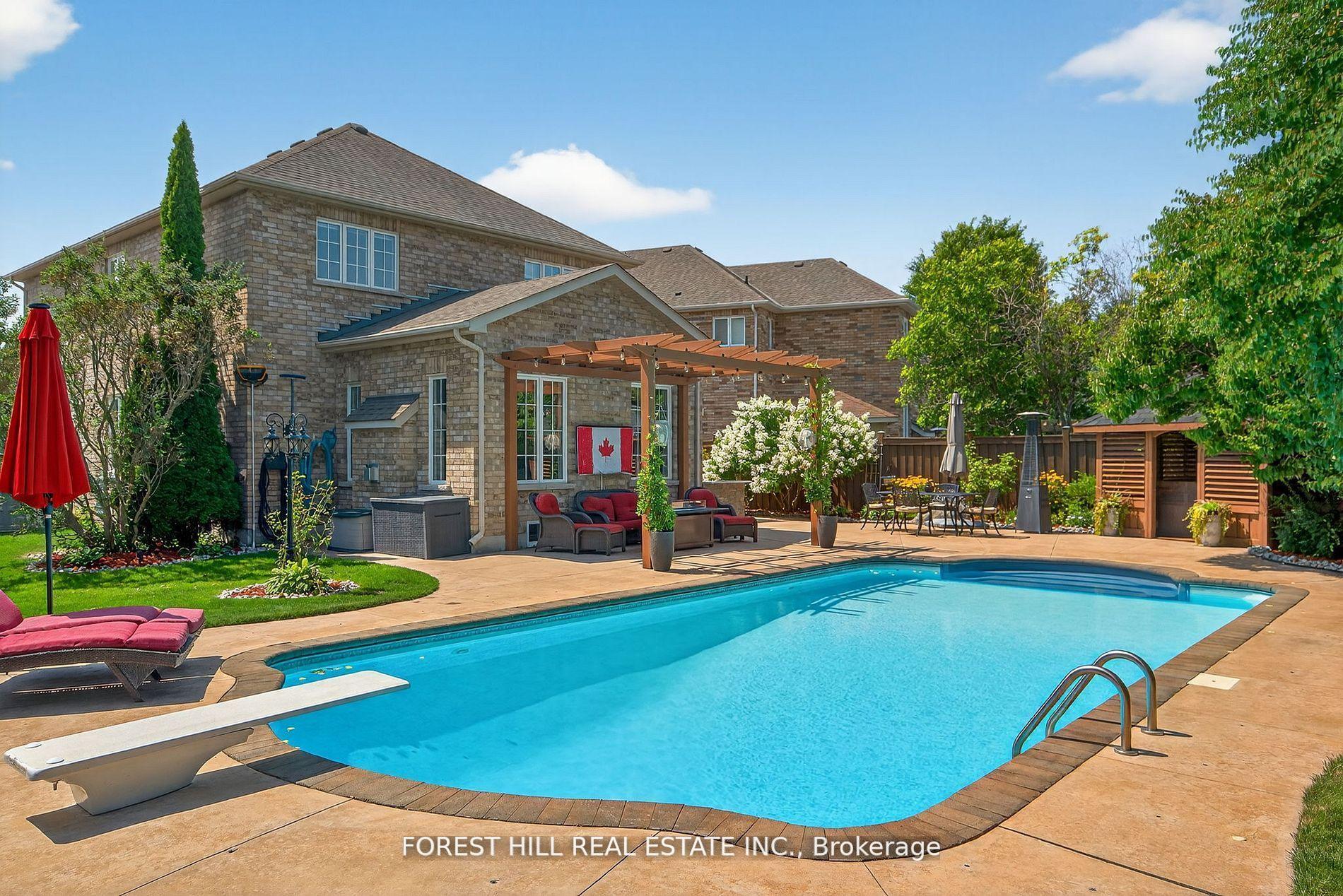 Photo 29 of 24 Vesna Court, Clarington, Bowmanville — HOMEH