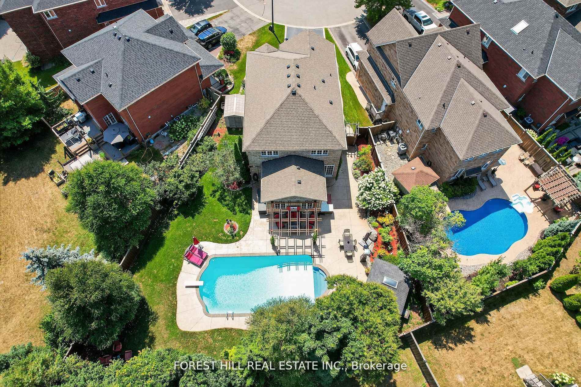 Photo 40 of 24 Vesna Court, Clarington, Bowmanville — HOMEH