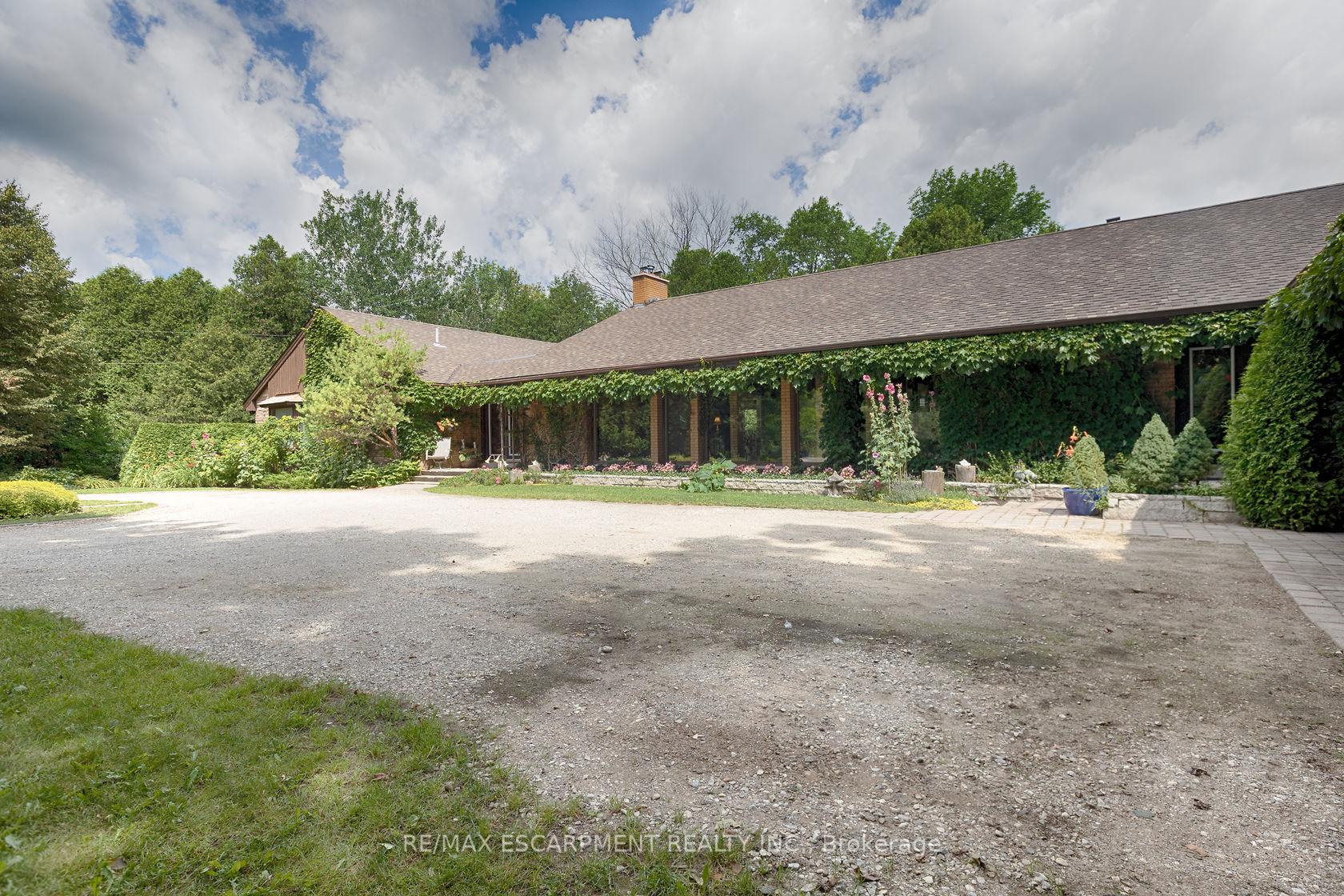 Photo 4 of 302783 Douglas Street, West Grey — HOMEH