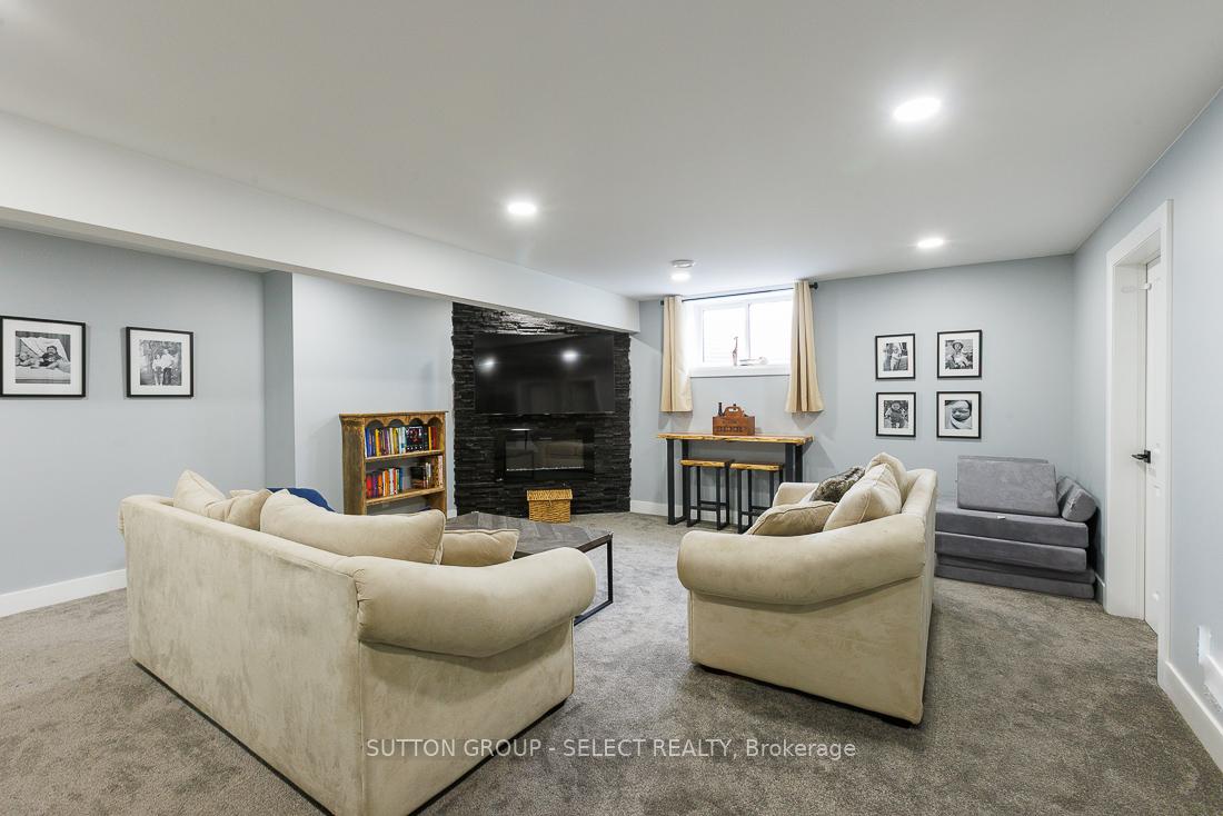 Photo 17 of 51200 Centre Street, Malahide, Springfield — HOMEH