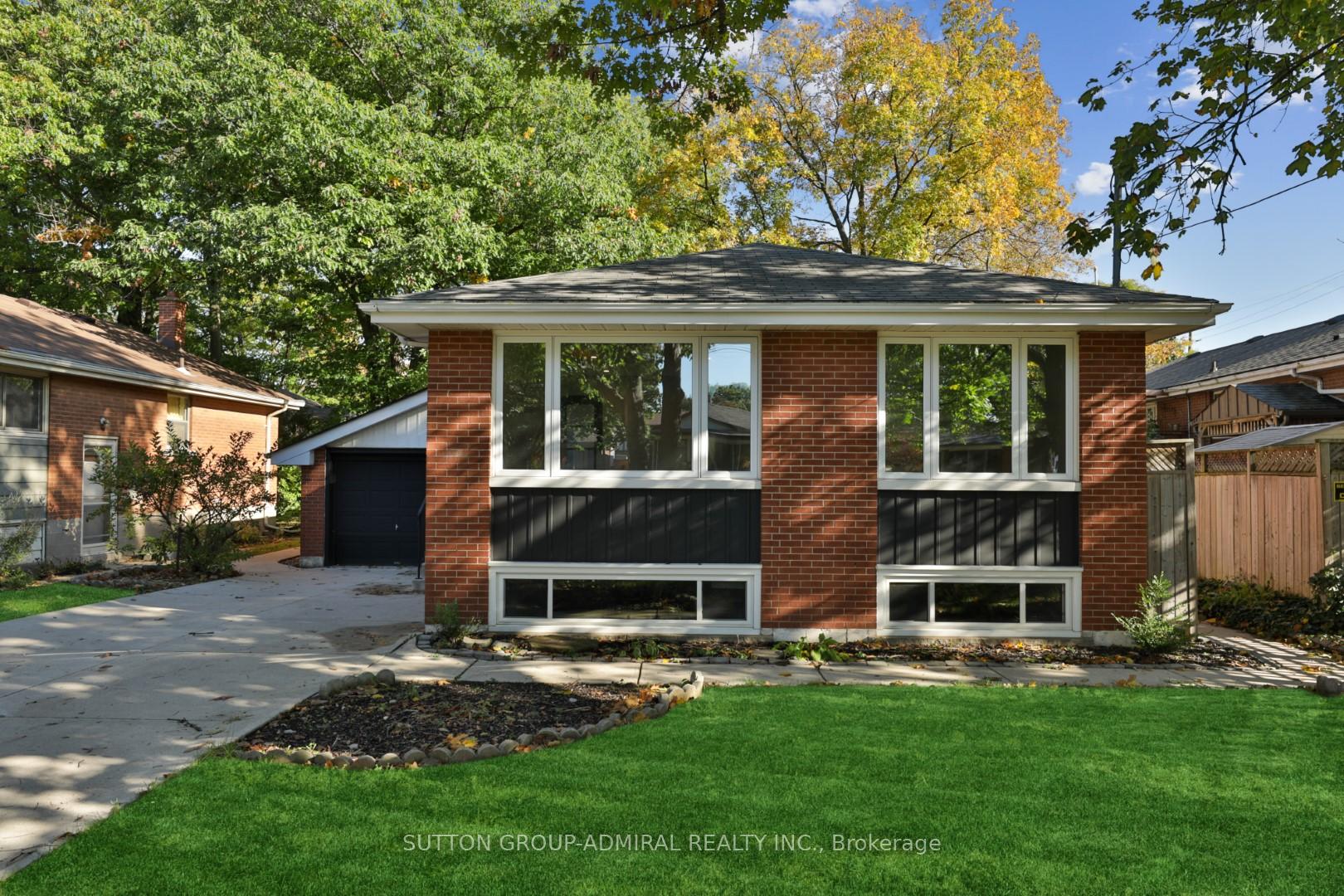 Photo 2 of 275 Southwood Drive, Hamilton, Sherwood — HOMEH