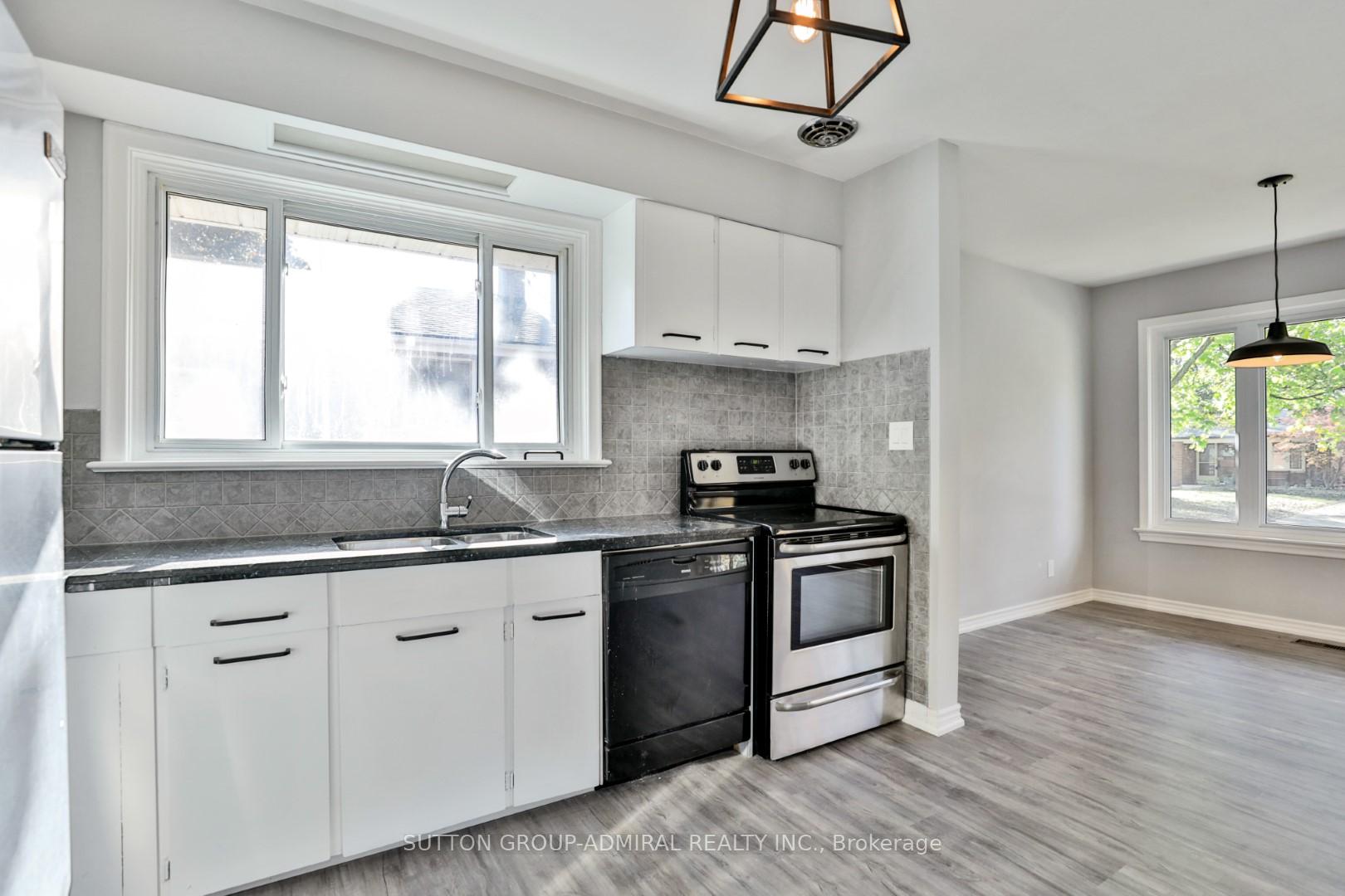 Photo 8 of 275 Southwood Drive, Hamilton, Sherwood — HOMEH