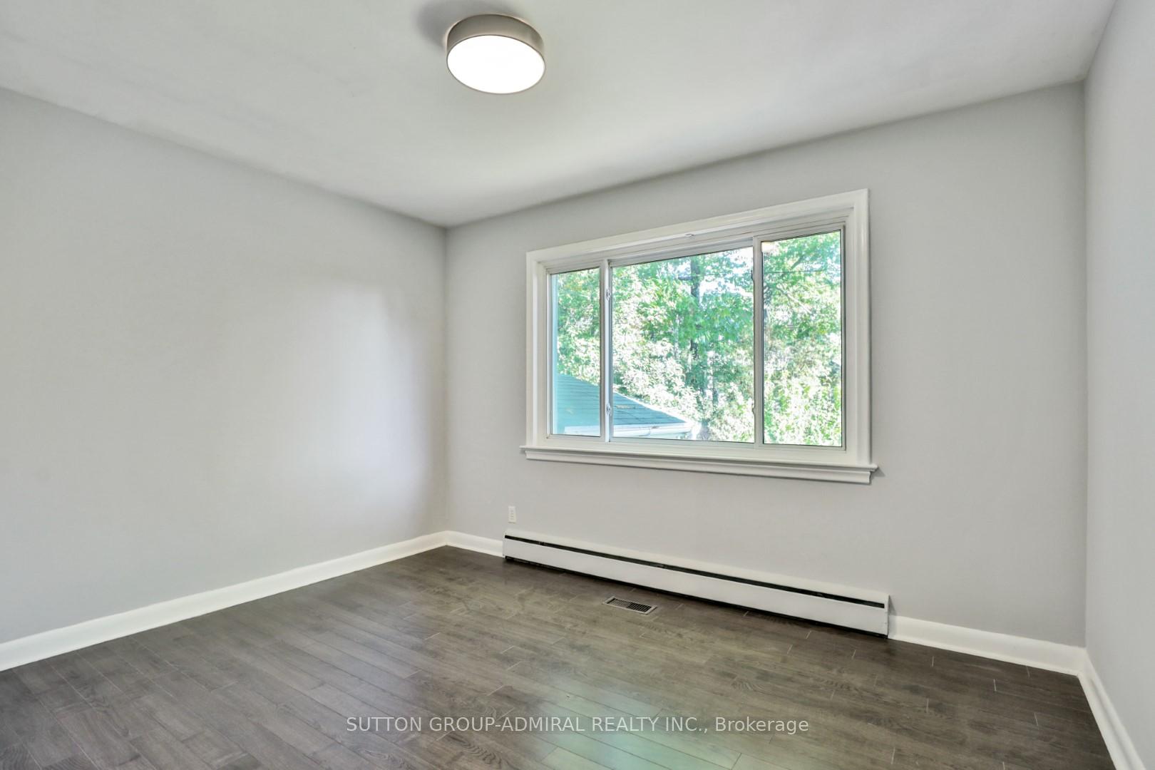 Photo 7 of 275 Southwood Drive, Hamilton, Sherwood — HOMEH