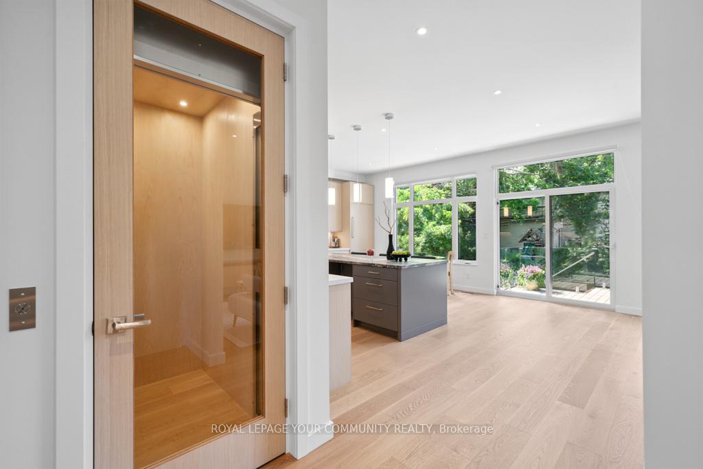 Photo 18 of 264 Joicey Boulevard, Toronto, Bedford Park-Nortown — HOMEH