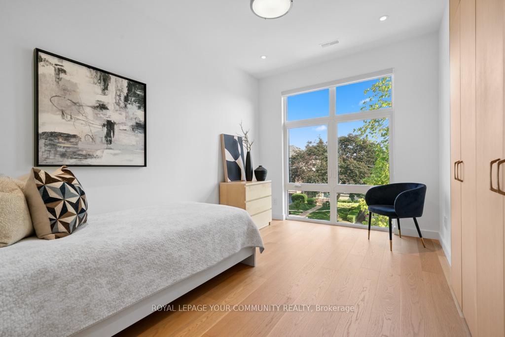 Photo 28 of 264 Joicey Boulevard, Toronto, Bedford Park-Nortown — HOMEH