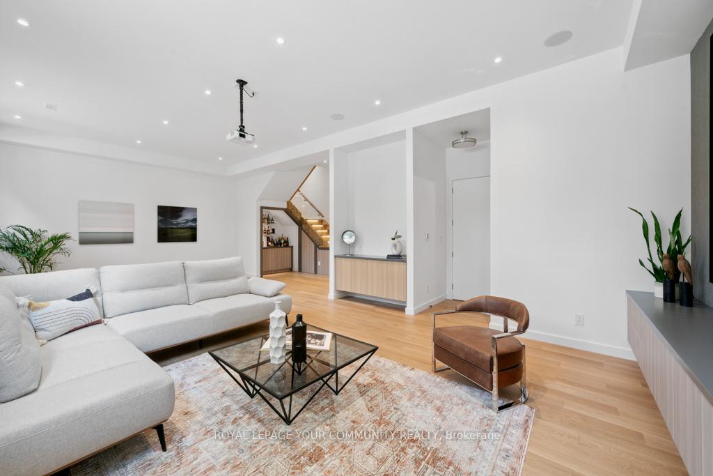Photo 37 of 264 Joicey Boulevard, Toronto, Bedford Park-Nortown — HOMEH
