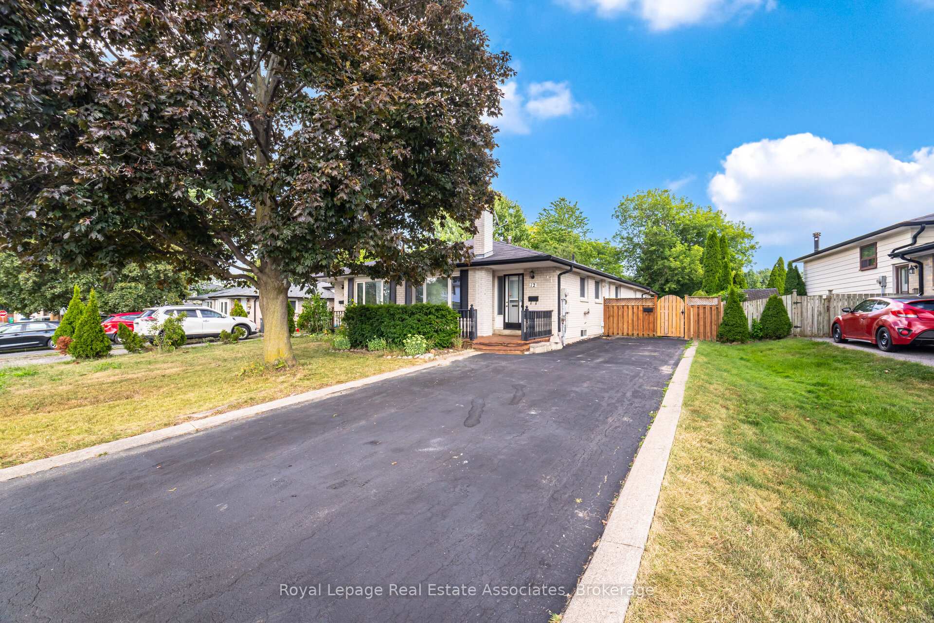 Photo 8 of 12 Gulliver Crescent, Brampton, Northgate — HOMEH