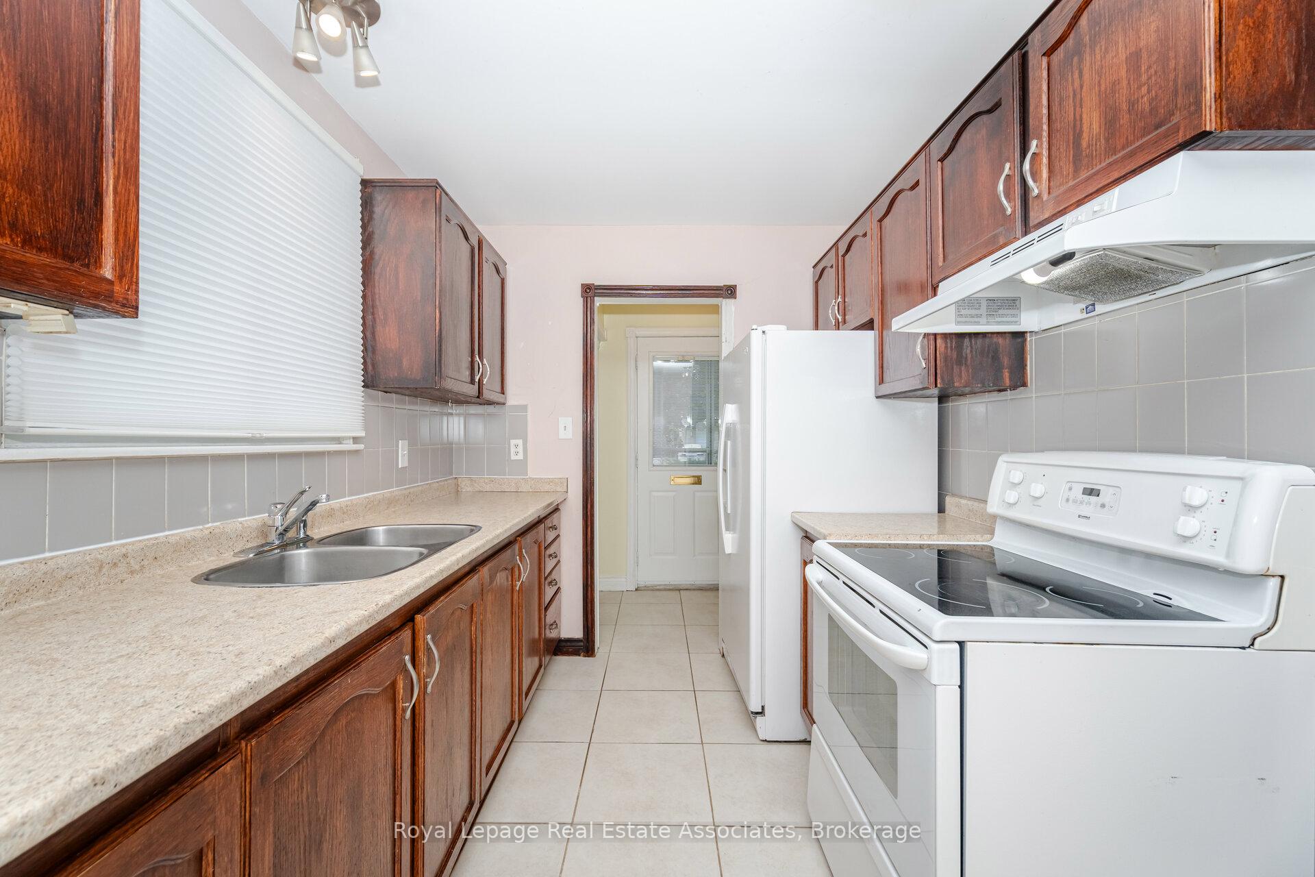 Photo 37 of 12 Gulliver Crescent, Brampton, Northgate — HOMEH