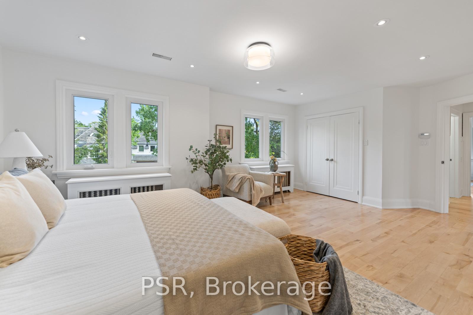 Photo 23 of 40 Strathearn Road, Toronto, Humewood-Cedarvale — HOMEH
