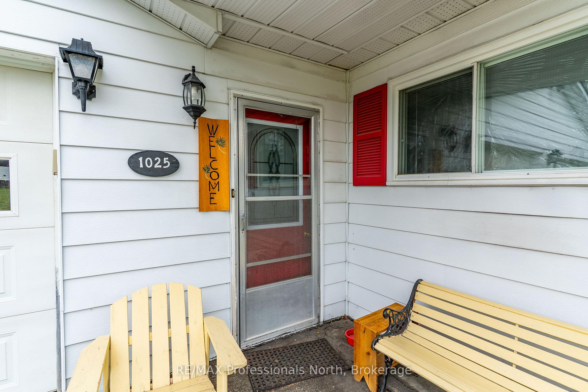 Photo 17 of 1025 Seventh Lane, Minden Hills, Lutterworth — HOMEH