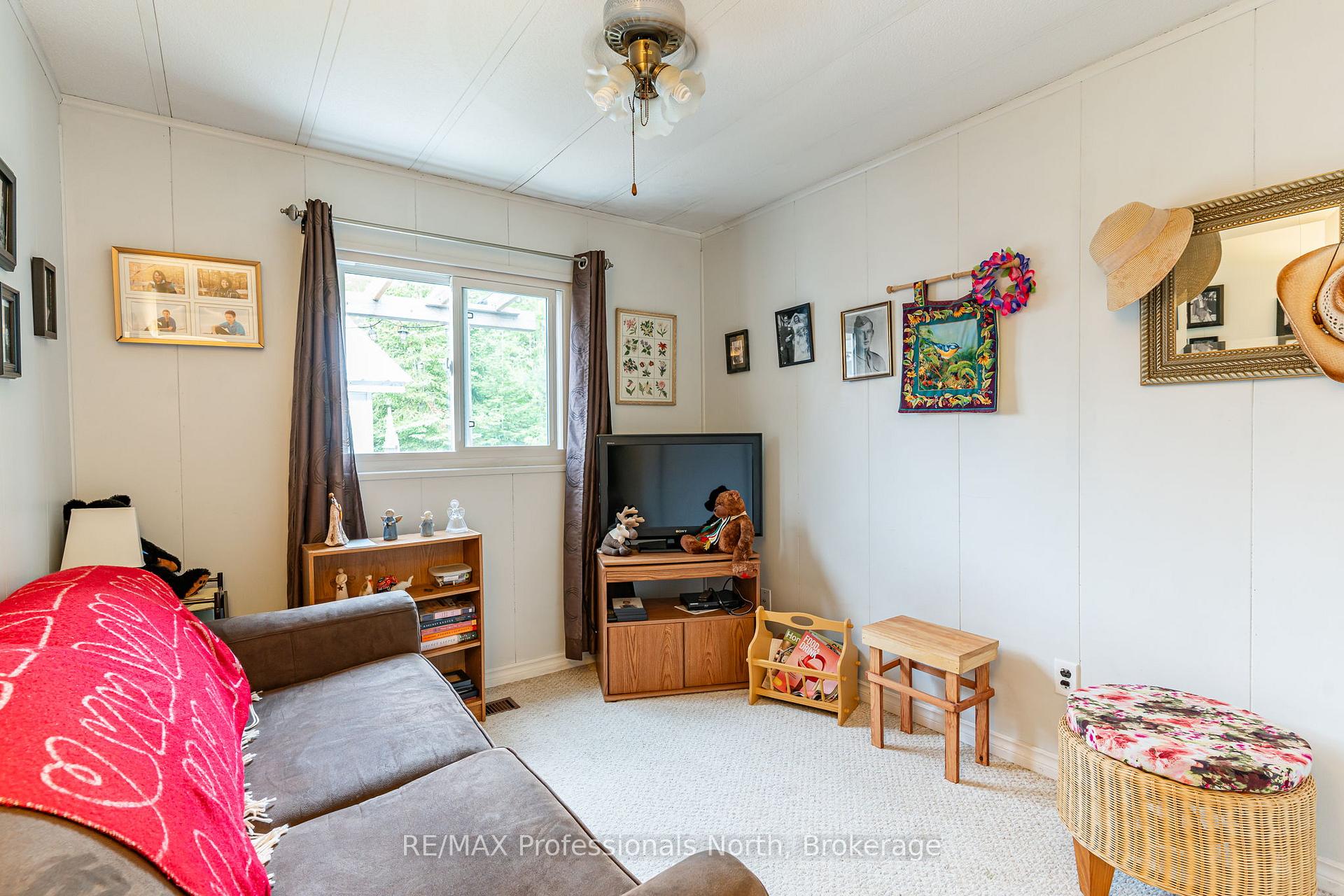Photo 8 of 1025 Seventh Lane, Minden Hills, Lutterworth — HOMEH