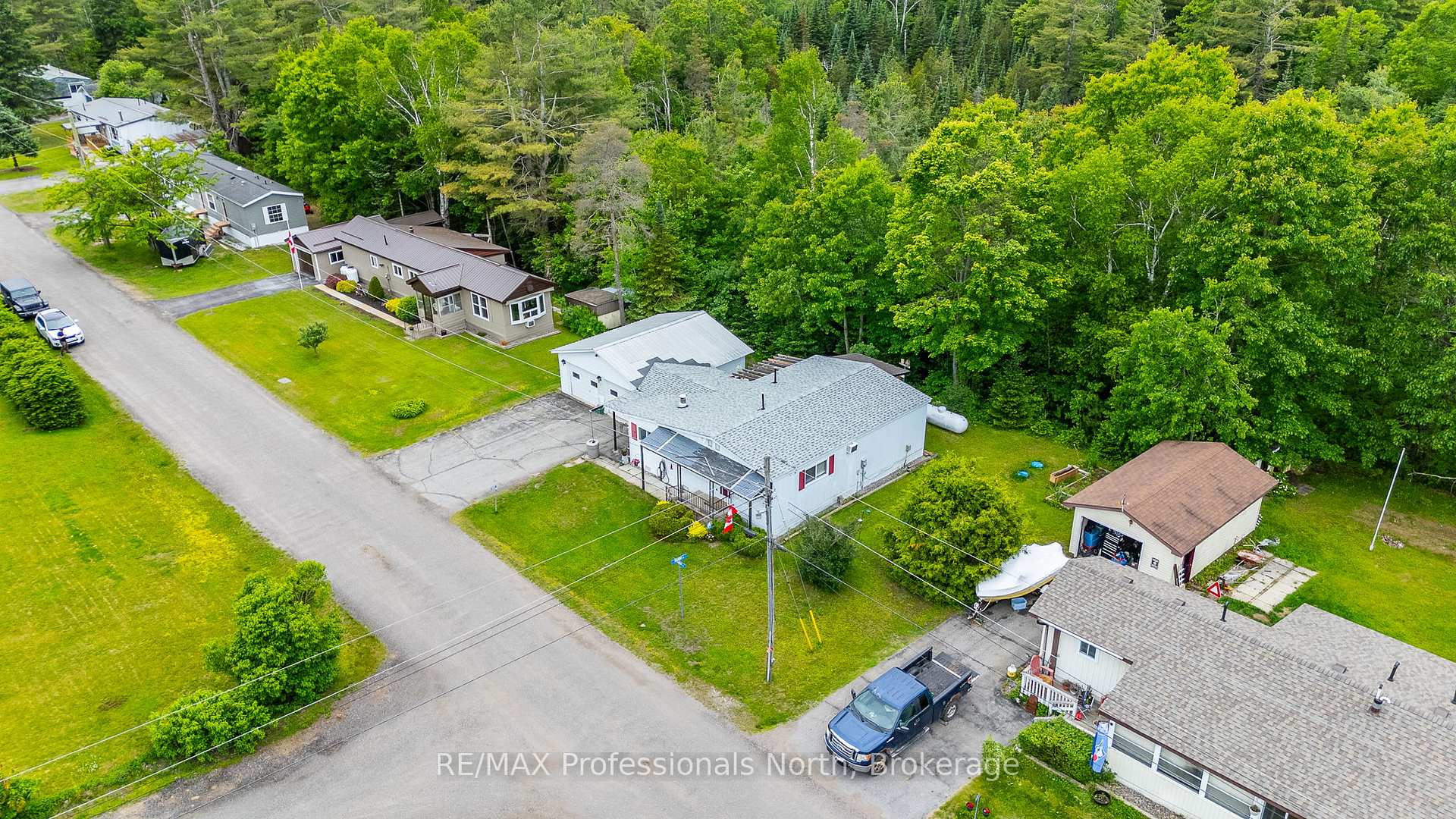Photo 36 of 1025 Seventh Lane, Minden Hills, Lutterworth — HOMEH