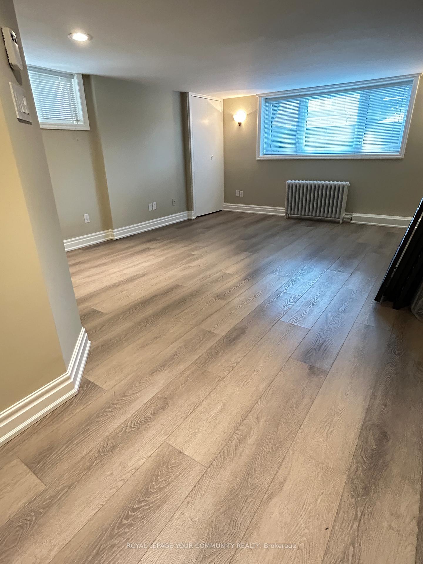 Photo 18 of Unit Lower, 2 Rougecrest Drive, Markham, Markham Village — HOMEH