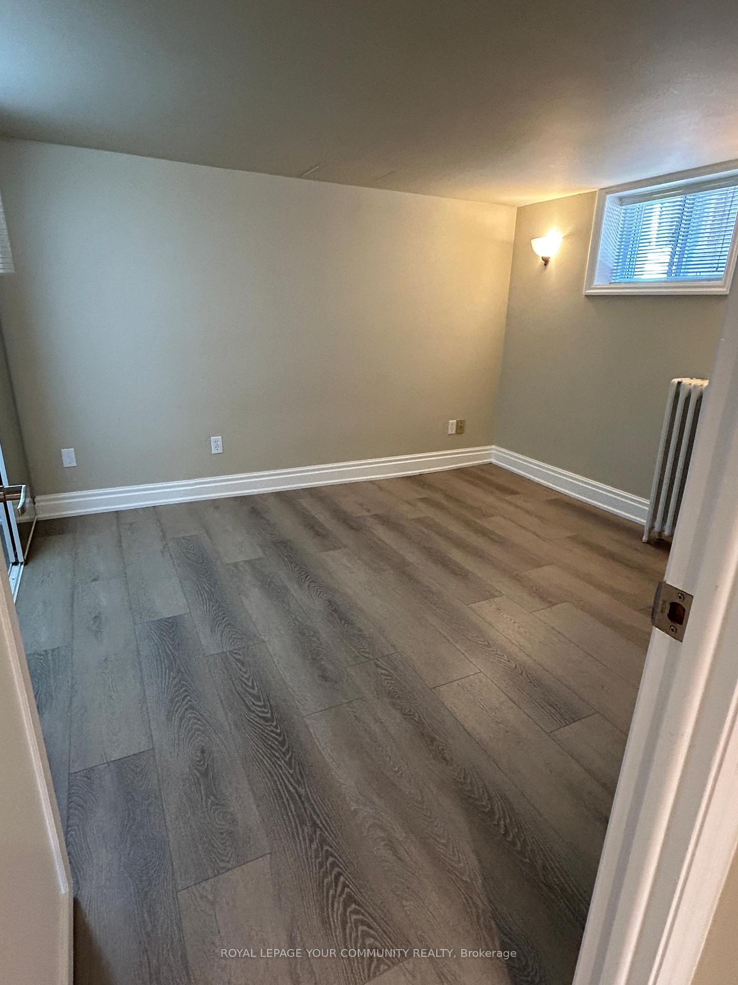 Photo 8 of Unit Lower, 2 Rougecrest Drive, Markham, Markham Village — HOMEH
