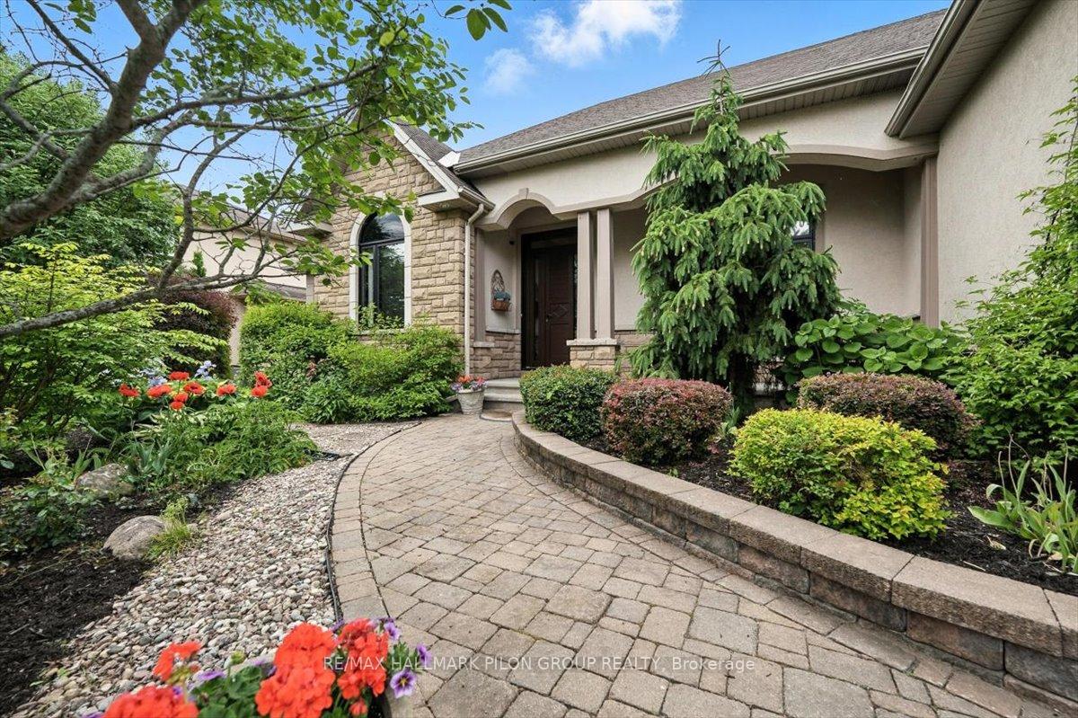 Photo 5 of 6893 Sparkling Lake Way, Ottawa, Greely — HOMEH