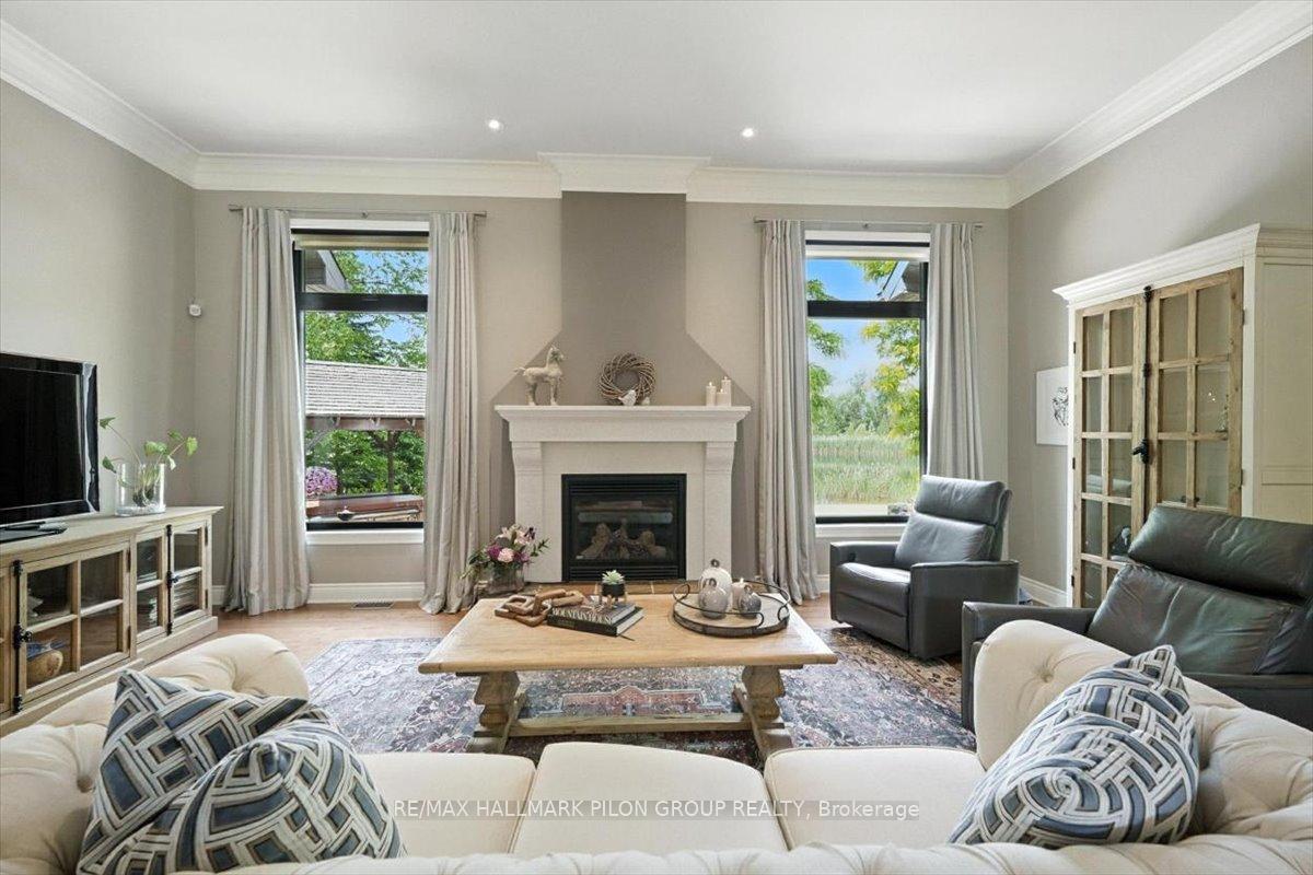 Photo 7 of 6893 Sparkling Lake Way, Ottawa, Greely — HOMEH