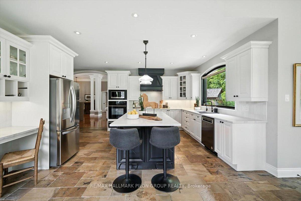 Photo 10 of 6893 Sparkling Lake Way, Ottawa, Greely — HOMEH