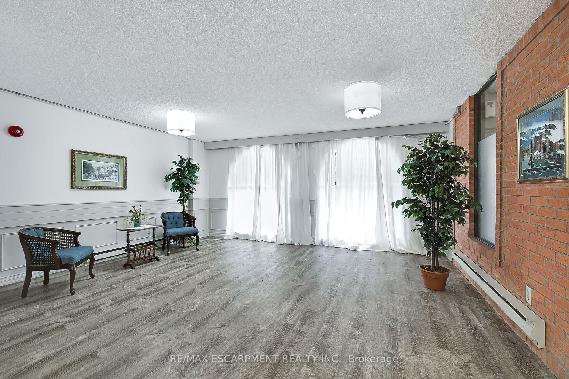 Photo 16 of Unit 501, 23 Main Street, Hamilton, Dundas — HOMEH