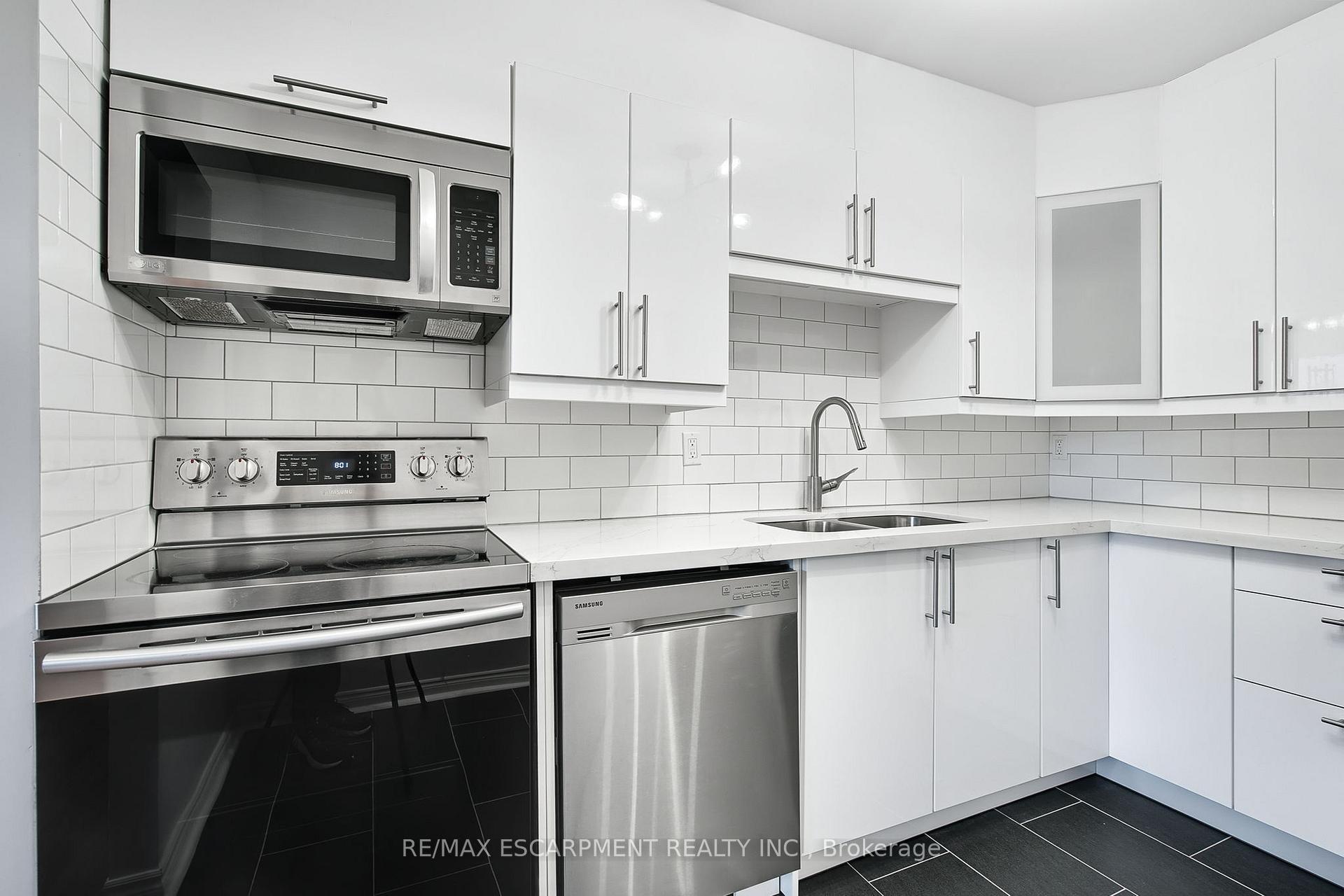 Photo 7 of Unit 501, 23 Main Street, Hamilton, Dundas — HOMEH