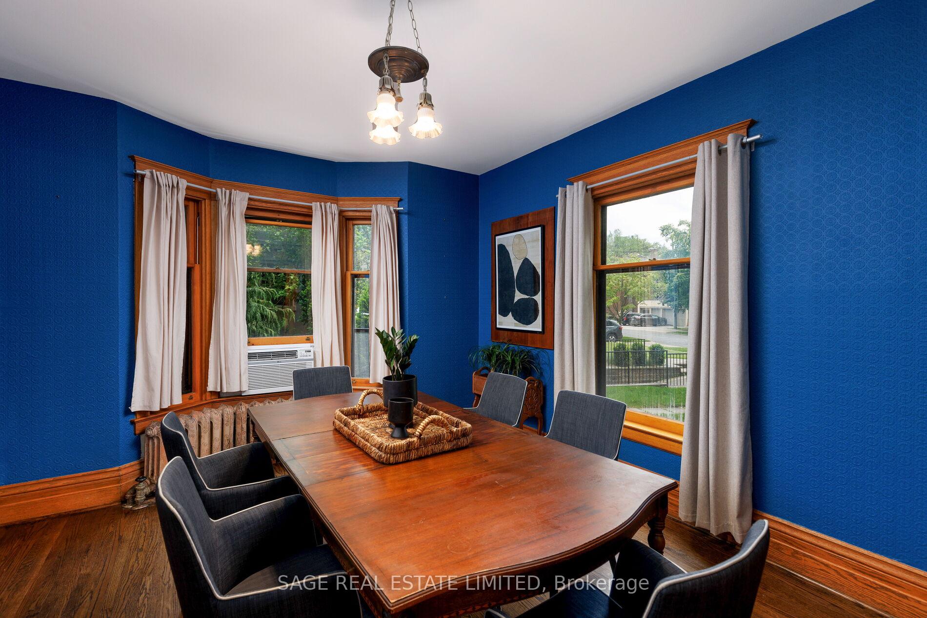 Photo 18 of 201 Sutherland Drive, Toronto, Leaside — HOMEH