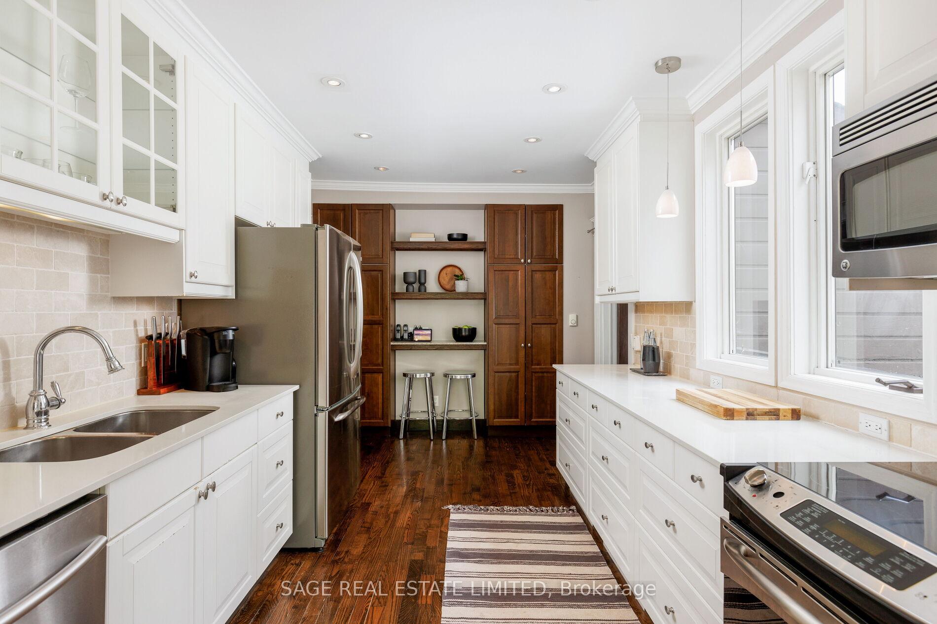 Photo 21 of 201 Sutherland Drive, Toronto, Leaside — HOMEH