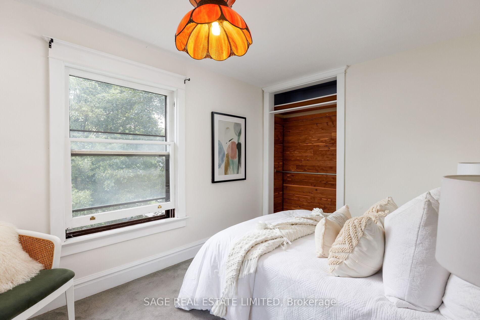 Photo 8 of 201 Sutherland Drive, Toronto, Leaside — HOMEH