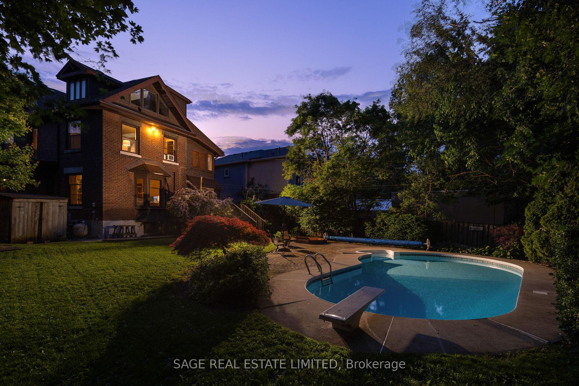 Photo 29 of 201 Sutherland Drive, Toronto, Leaside — HOMEH