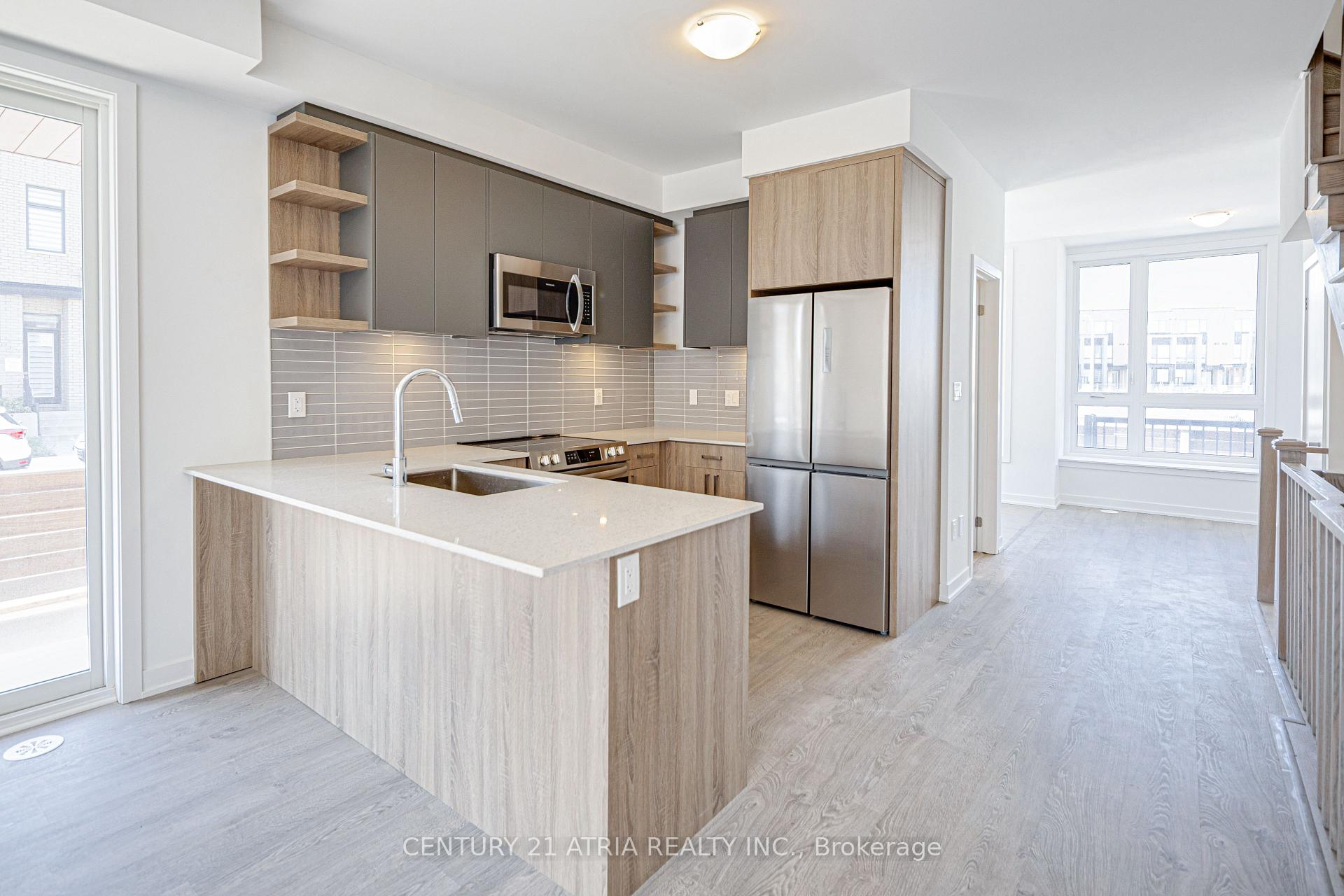 Photo 2 of 55 Hooyo Terrace, Toronto, Englemount-Lawrence — HOMEH