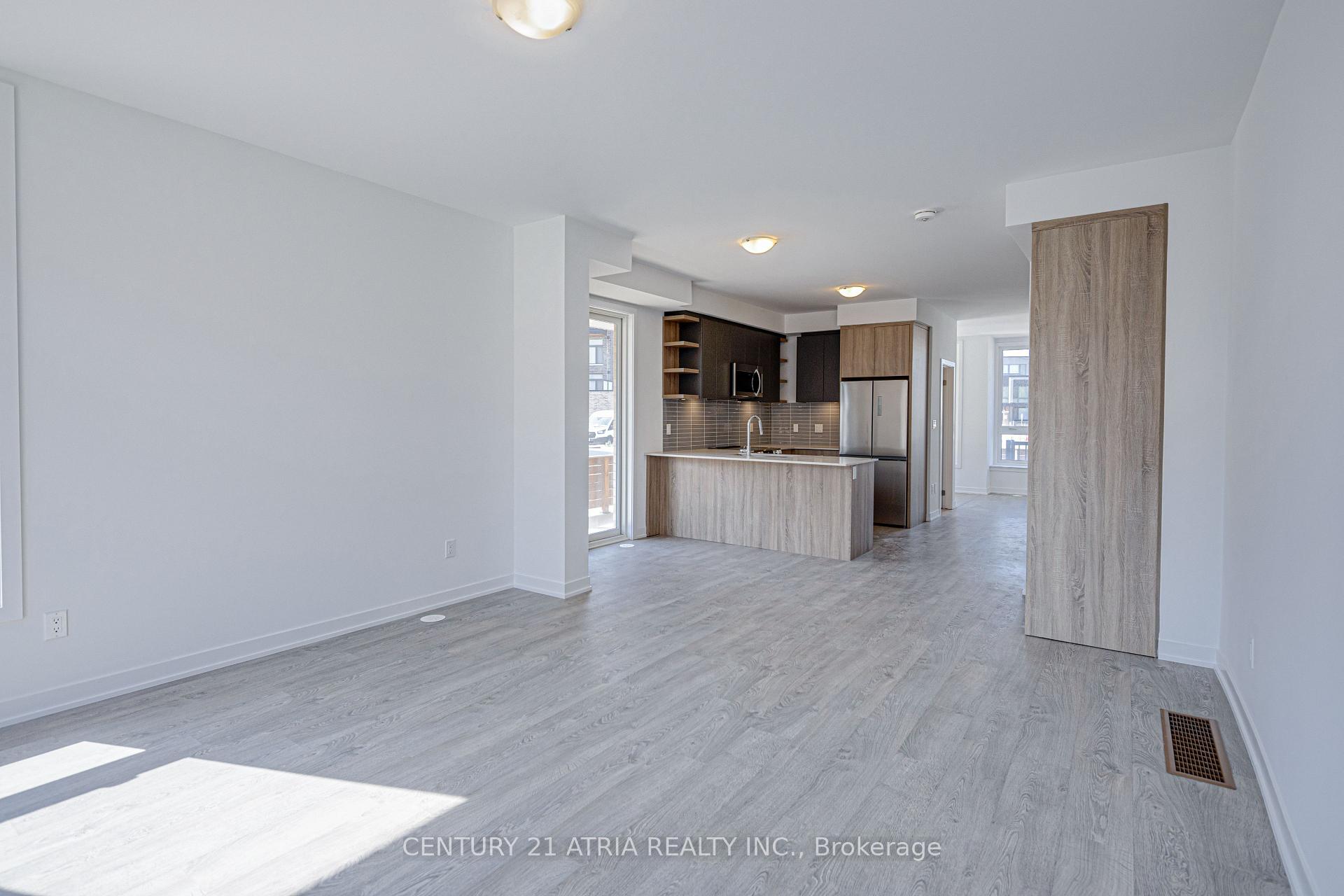 Photo 7 of 55 Hooyo Terrace, Toronto, Englemount-Lawrence — HOMEH