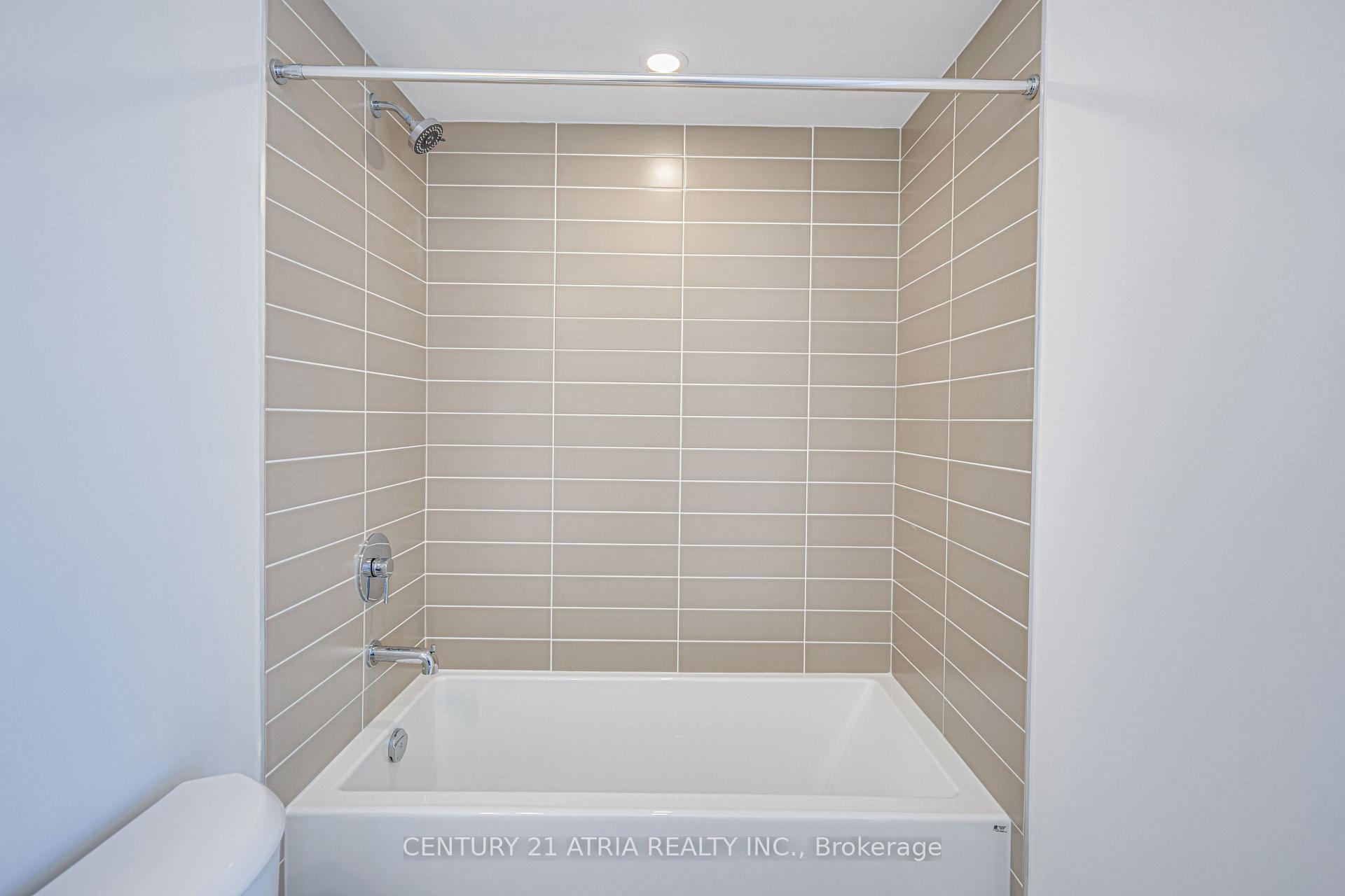 Photo 8 of 55 Hooyo Terrace, Toronto, Englemount-Lawrence — HOMEH