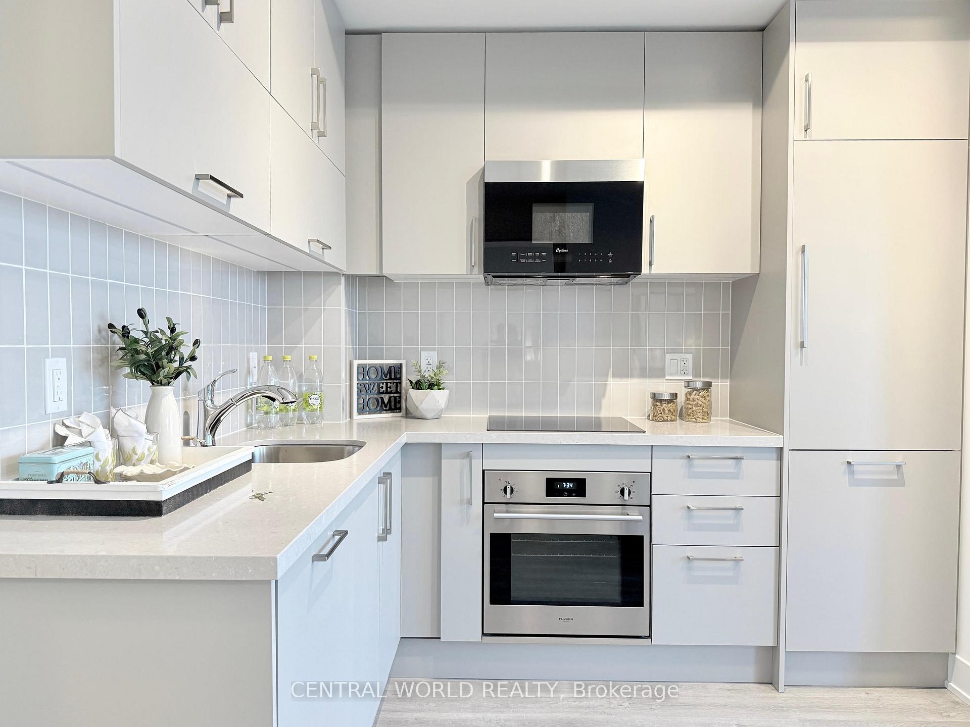 Photo 3 of Unit 413, 38 Andre de Grasse Street, Markham, Unionville — HOMEH