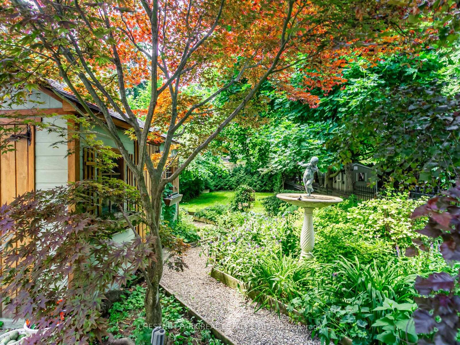 Photo 19 of 199 Glengrove Avenue W, Toronto, Lawrence Park South — HOMEH