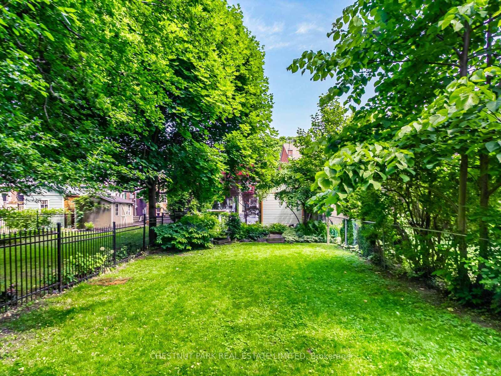 Photo 20 of 199 Glengrove Avenue W, Toronto, Lawrence Park South — HOMEH