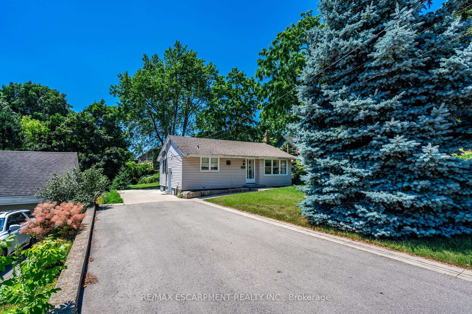 Photo 5 of 70 Flamboro Street, Hamilton, Waterdown — HOMEH