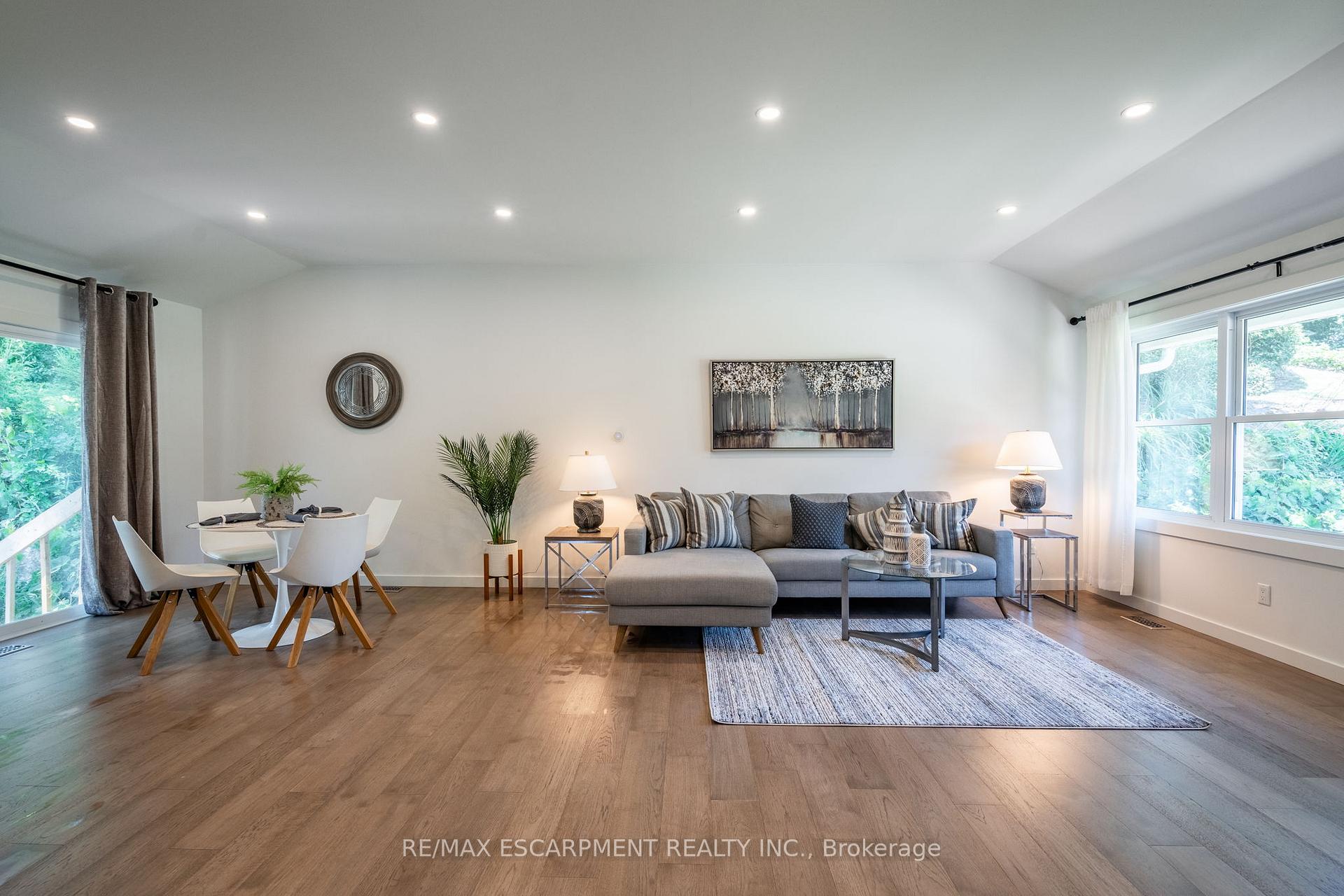 Photo 15 of 70 Flamboro Street, Hamilton, Waterdown — HOMEH