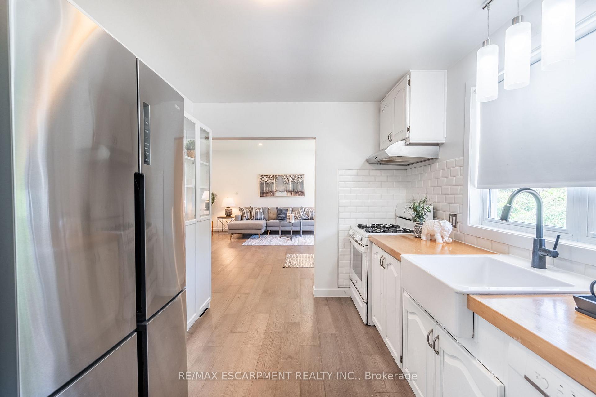 Photo 37 of 70 Flamboro Street, Hamilton, Waterdown — HOMEH
