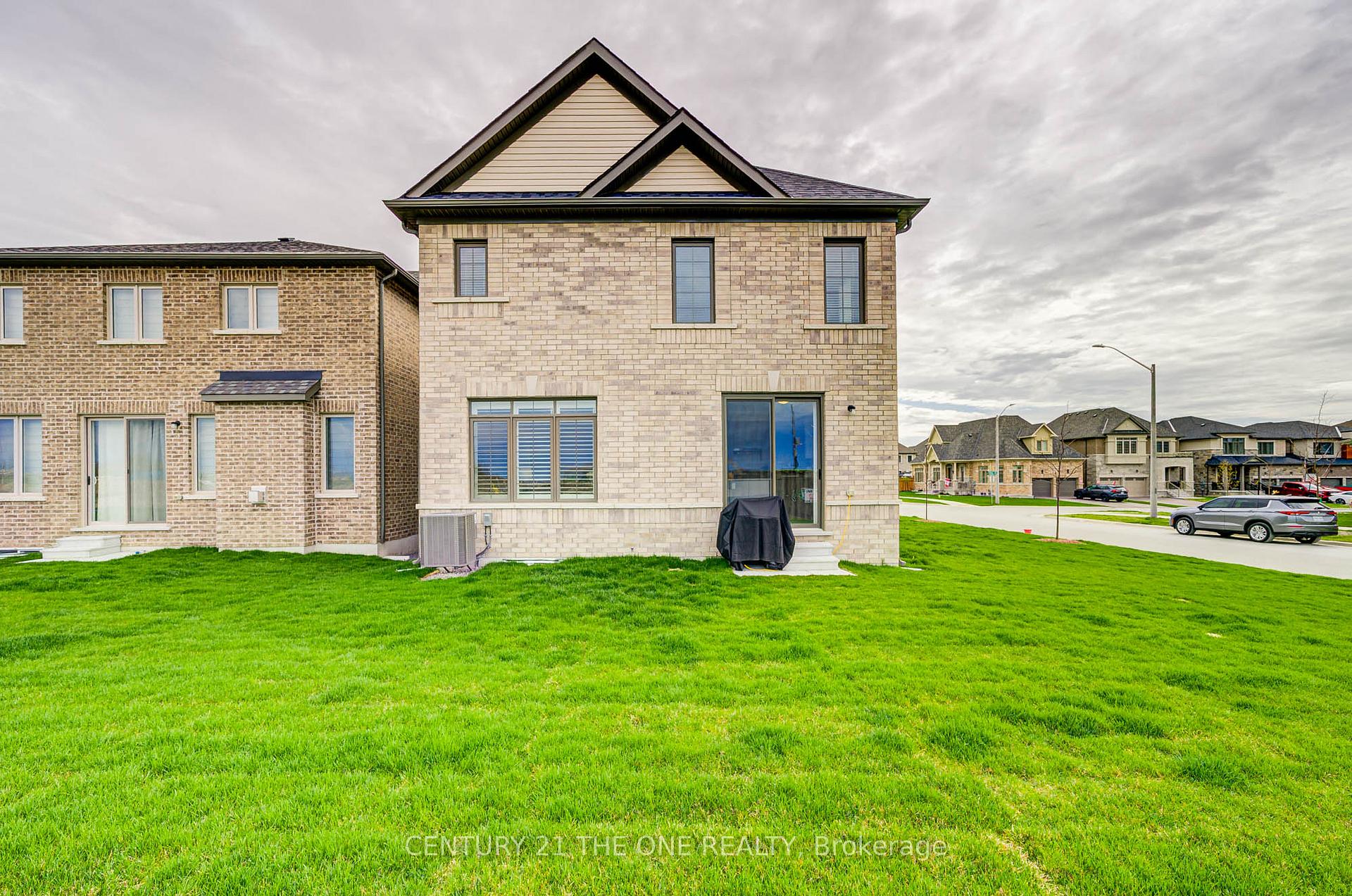 Photo 21 of 2 Wesley Brooks Street, Clarington, Newcastle — HOMEH