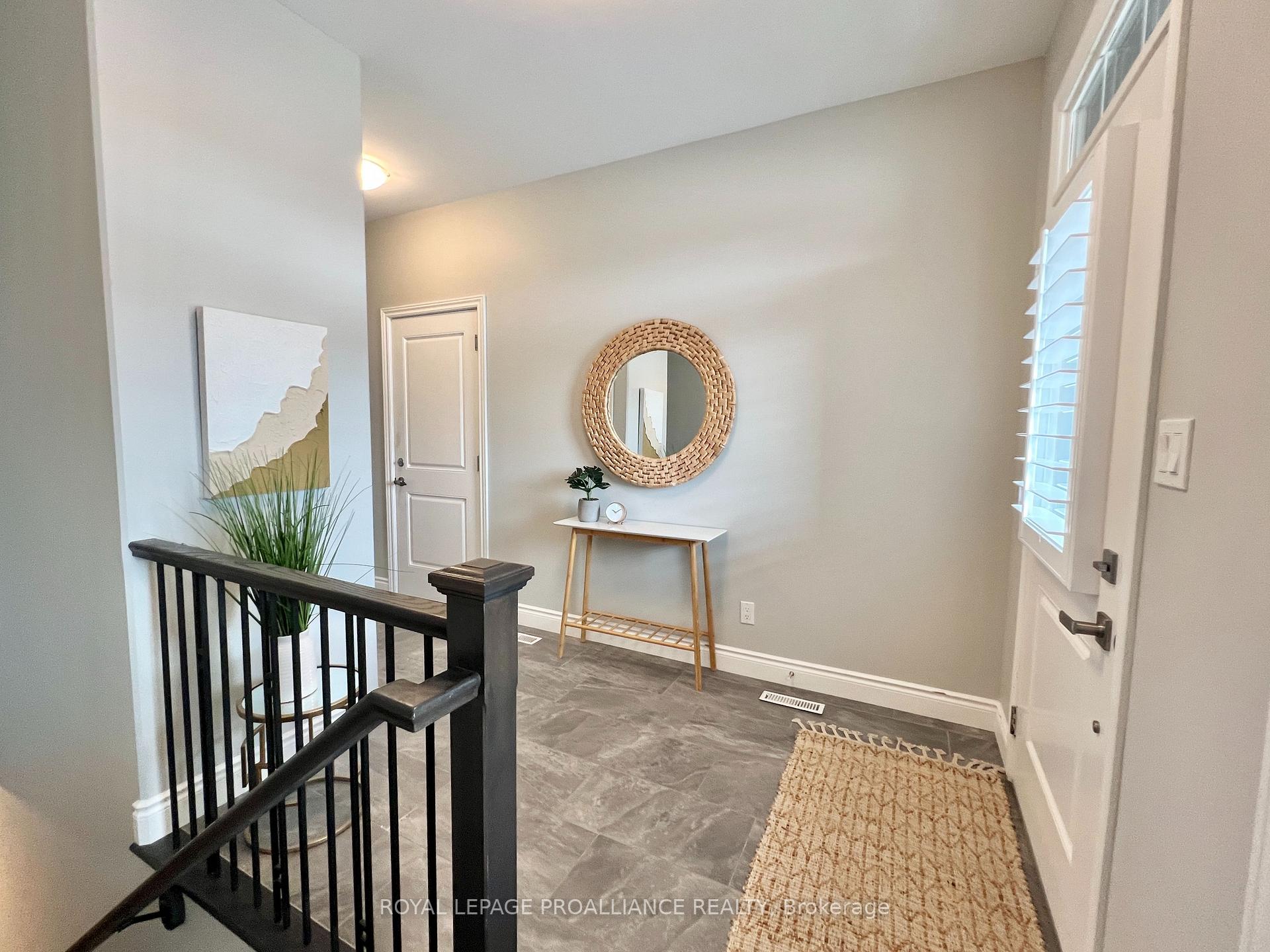 Photo 4 of 41 Virginia Crescent, Belleville, Thurlow Ward — HOMEH