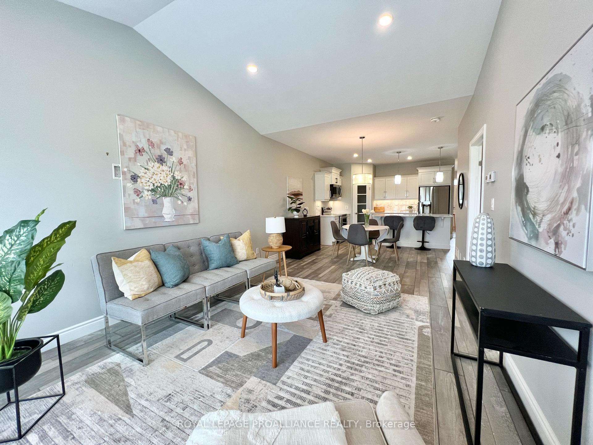 Photo 7 of 41 Virginia Crescent, Belleville, Thurlow Ward — HOMEH