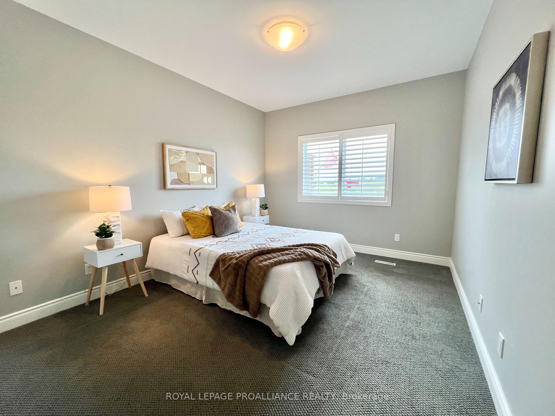 Photo 16 of 41 Virginia Crescent, Belleville, Thurlow Ward — HOMEH