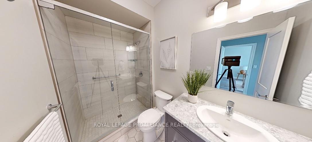 Photo 19 of 41 Virginia Crescent, Belleville, Thurlow Ward — HOMEH