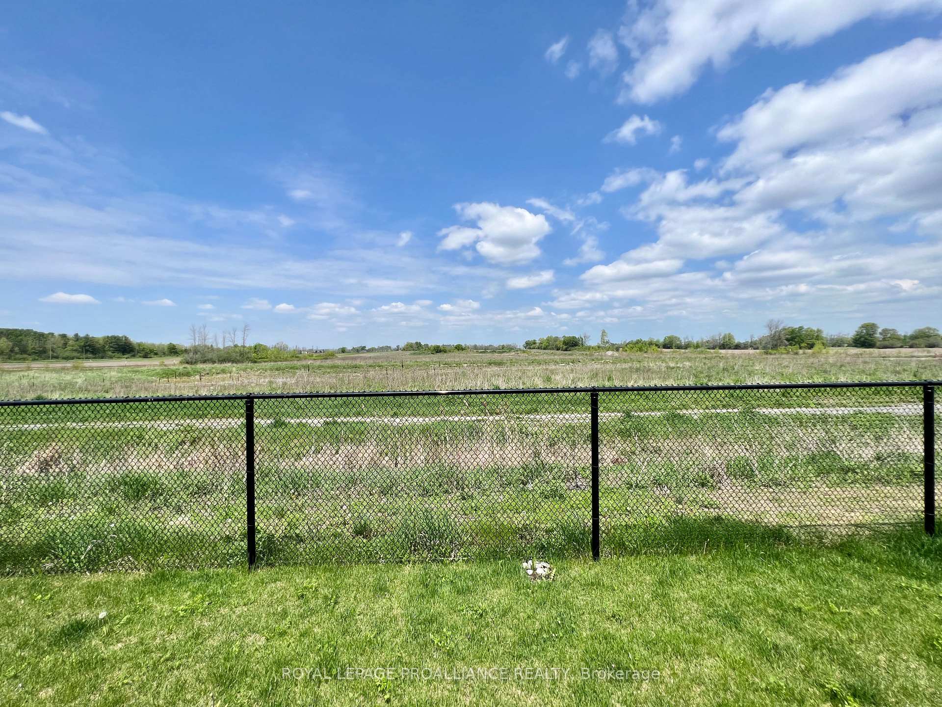 Photo 31 of 41 Virginia Crescent, Belleville, Thurlow Ward — HOMEH