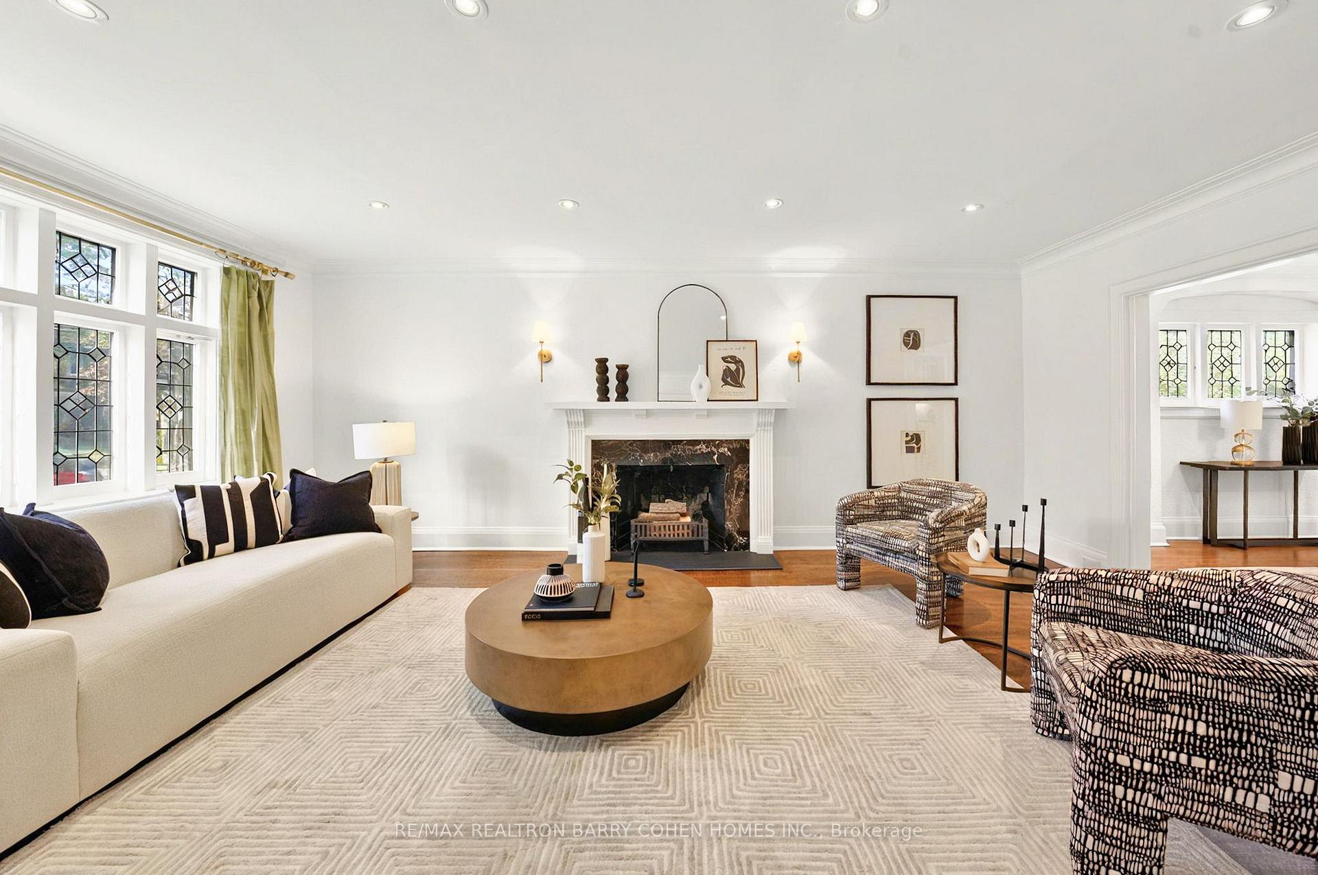 Photo 4 of 67 Chatsworth Drive, Toronto, Lawrence Park South — HOMEH
