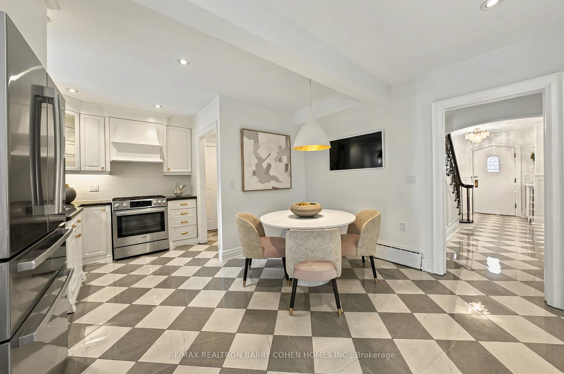 Photo 8 of 67 Chatsworth Drive, Toronto, Lawrence Park South — HOMEH