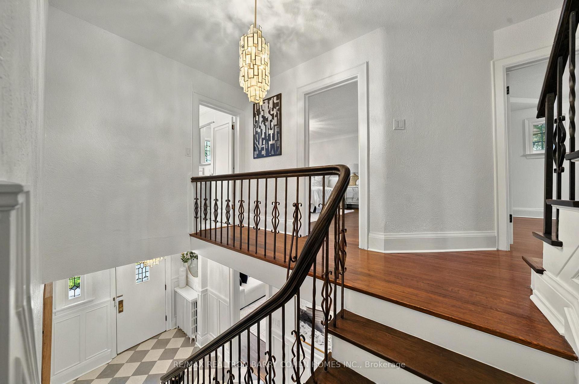 Photo 18 of 67 Chatsworth Drive, Toronto, Lawrence Park South — HOMEH